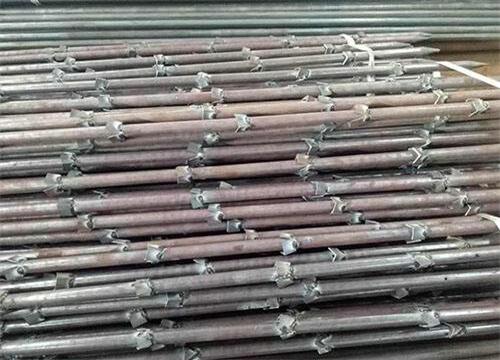 恩阳隧道钢花管